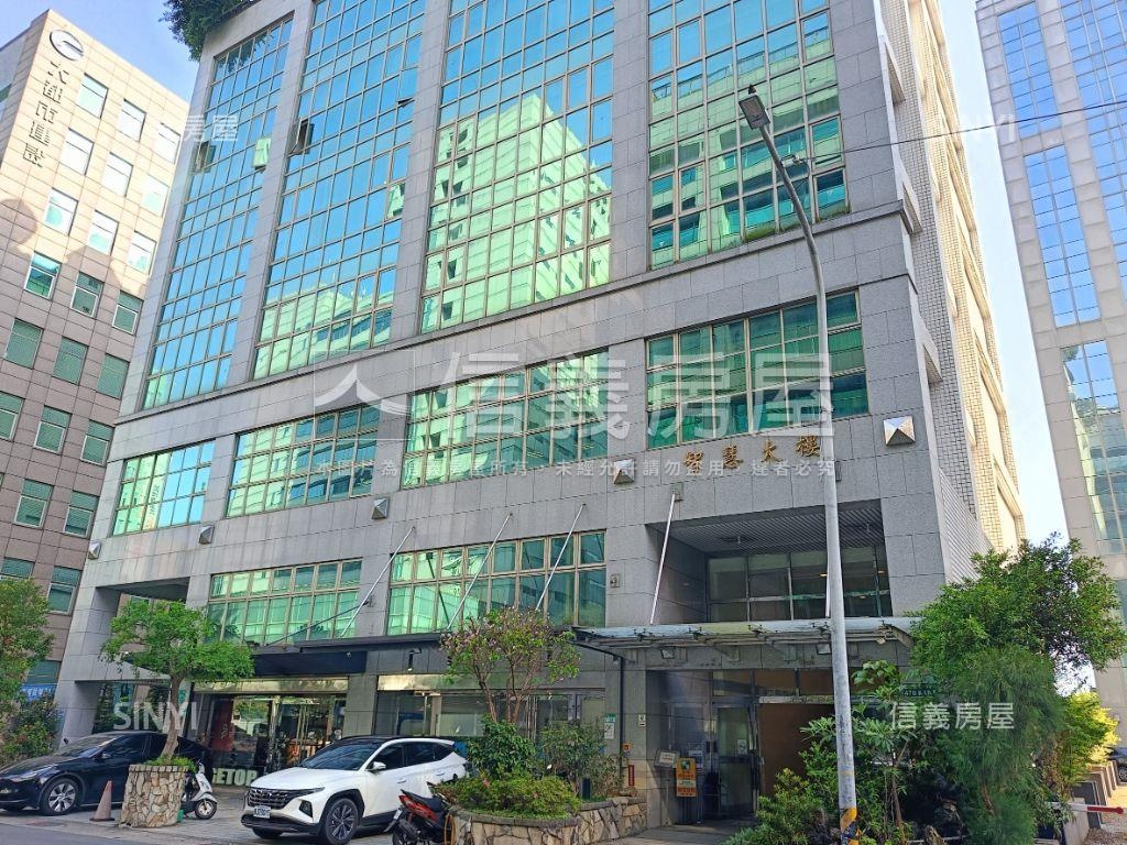 Ａ級挑高店面廠辦房屋室內格局與周邊環境