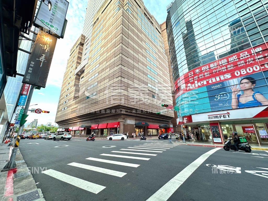 城中商四土地方正公寓房屋室內格局與周邊環境