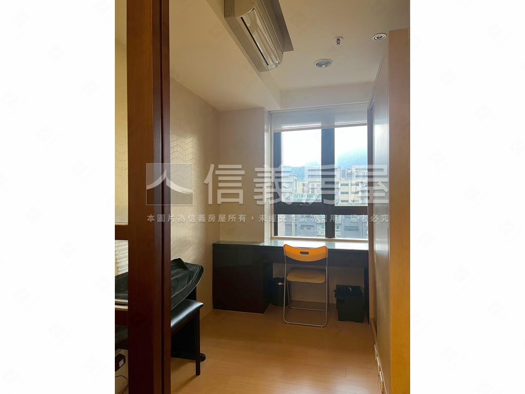 摩納哥山景雅緻電梯２房房屋室內格局與周邊環境