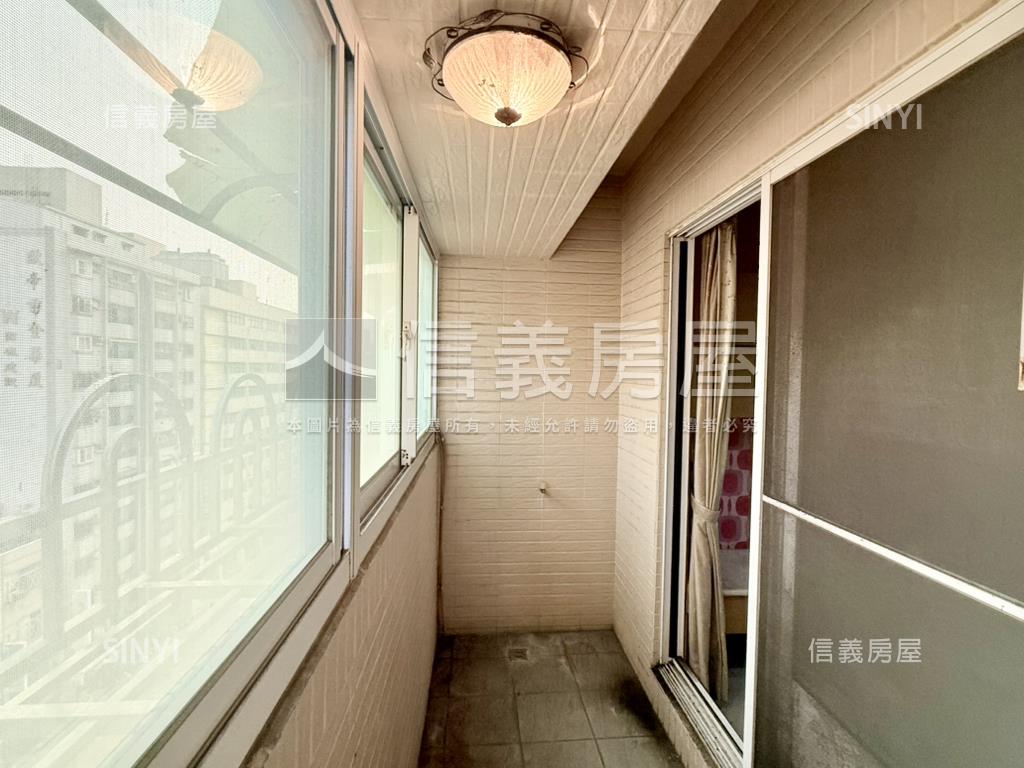 愛河畔高樓採光大四房房屋室內格局與周邊環境