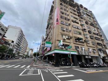 愛河畔高樓採光大四房