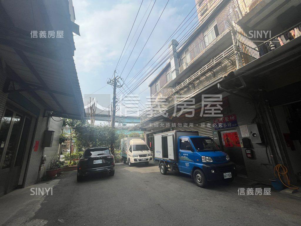 亞洲路透天廠辦房屋室內格局與周邊環境