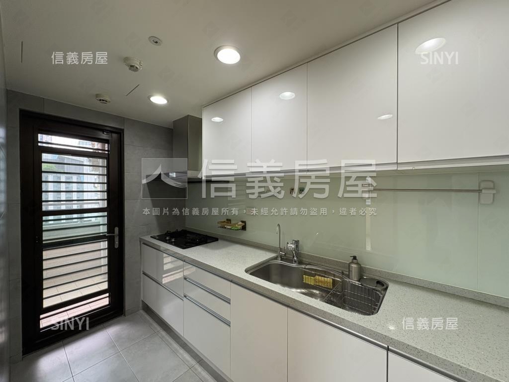 第一道高樓絕美兩房房屋室內格局與周邊環境