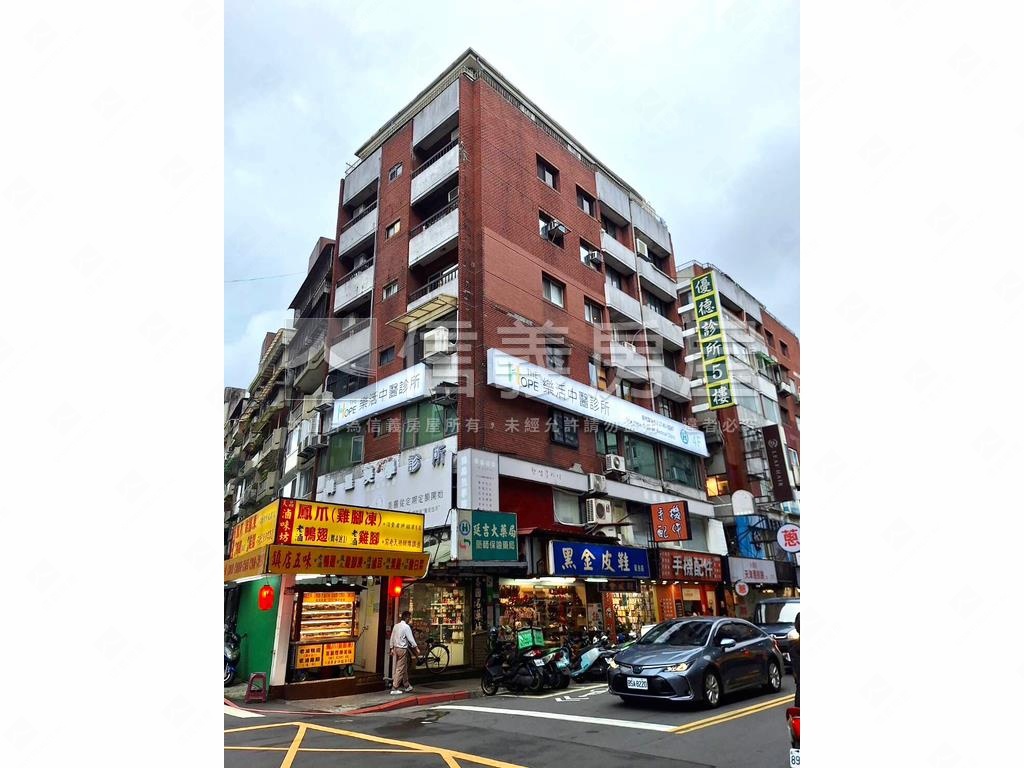 東區獨棟可商用華廈房屋室內格局與周邊環境
