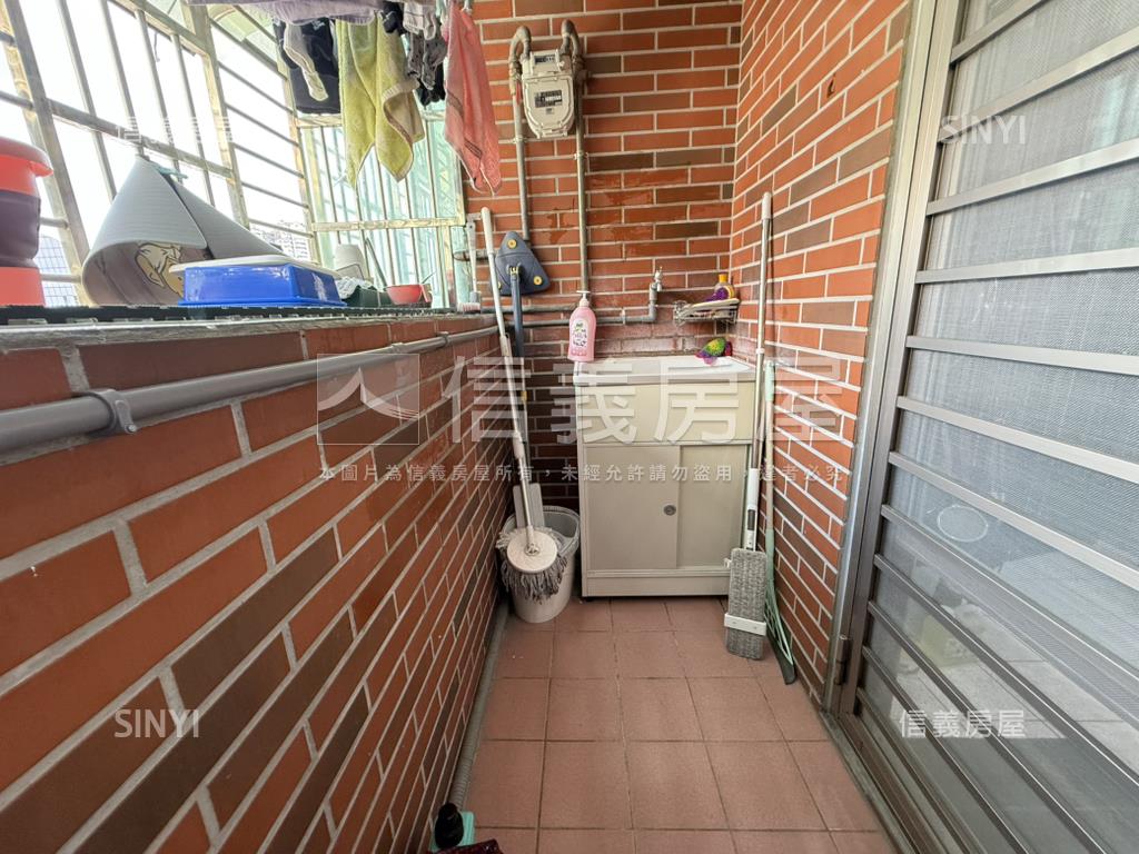 仁愛公園獨棟溫馨三房房屋室內格局與周邊環境