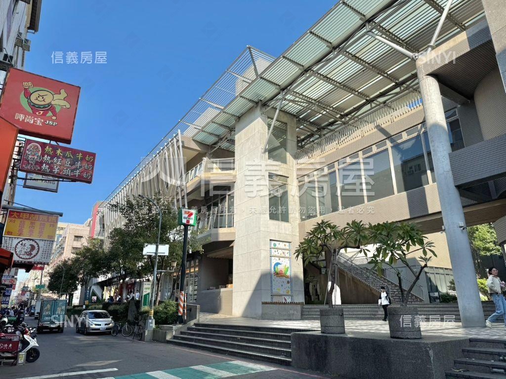 正福星路逢甲商圈黃金店面房屋室內格局與周邊環境