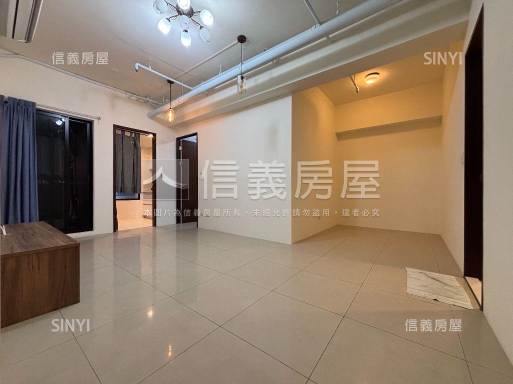 海洋都心二房車位房屋室內格局與周邊環境