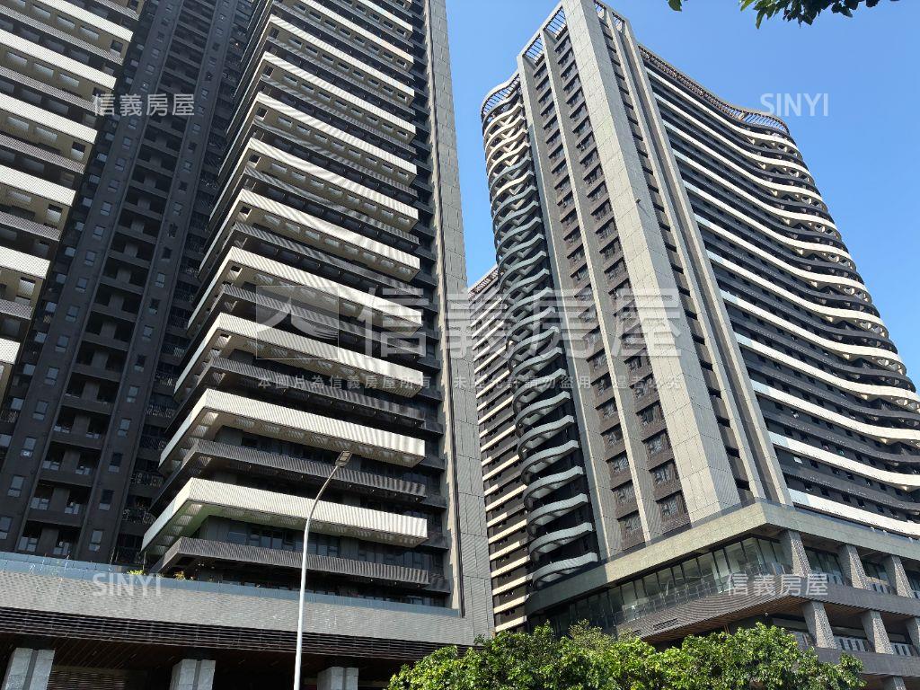 海洋都心二房車位房屋室內格局與周邊環境