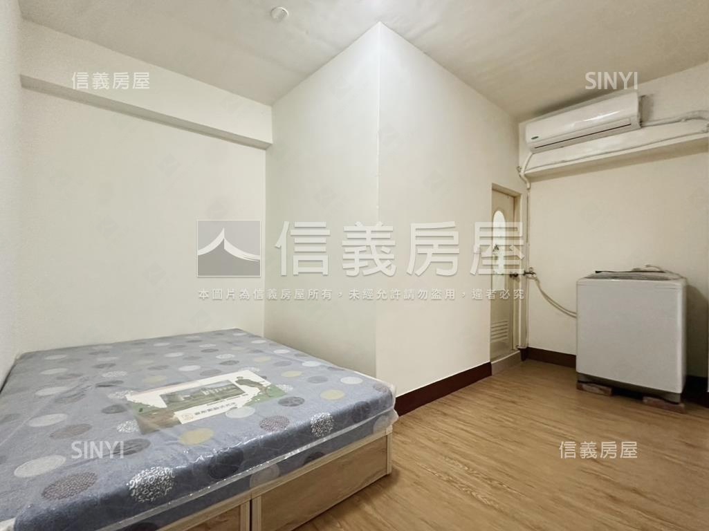 近高雄火車站電梯兩房房屋室內格局與周邊環境