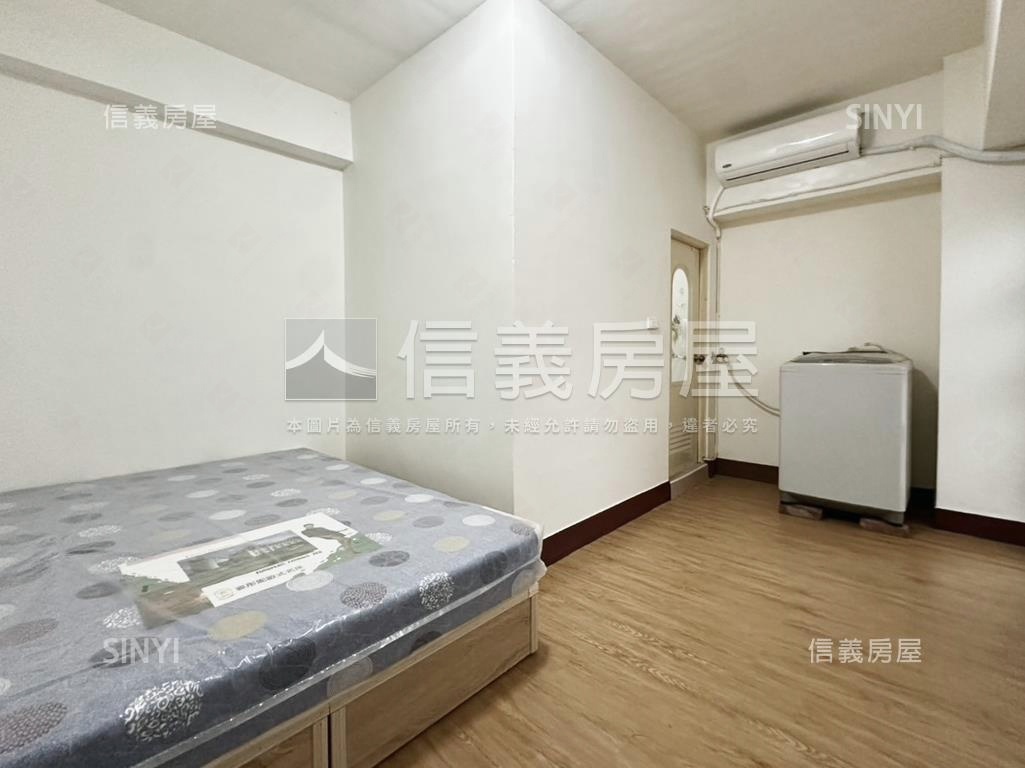 近高雄火車站電梯兩房房屋室內格局與周邊環境