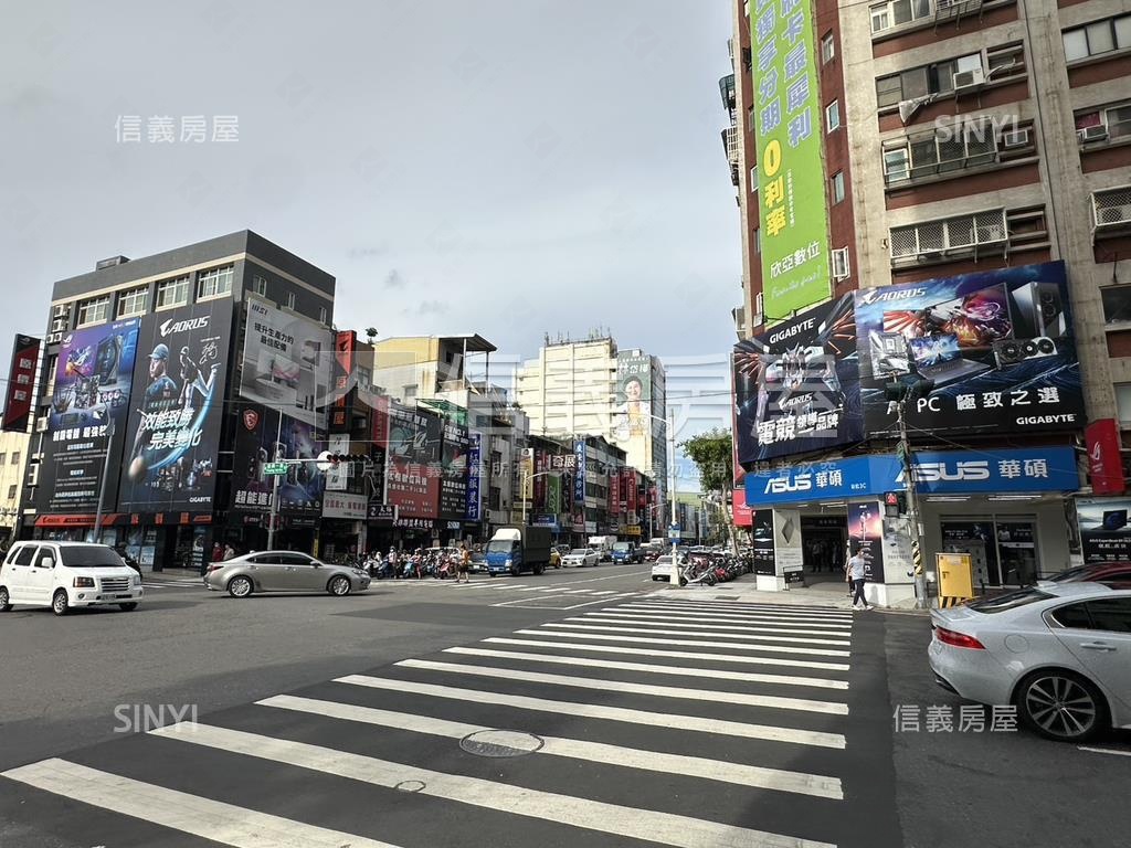 近高雄火車站電梯兩房房屋室內格局與周邊環境