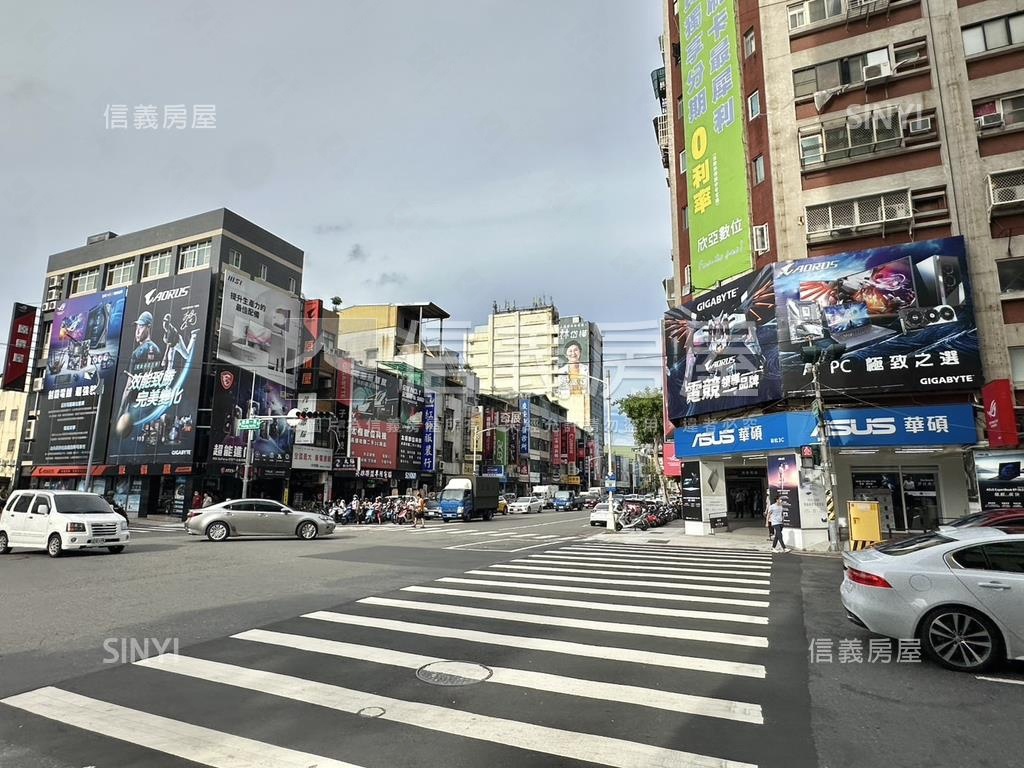 近高雄火車站電梯兩房房屋室內格局與周邊環境