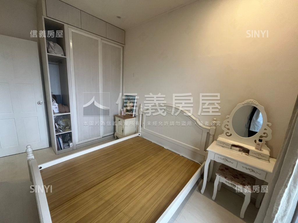 近未來捷運園峰景觀兩房房屋室內格局與周邊環境