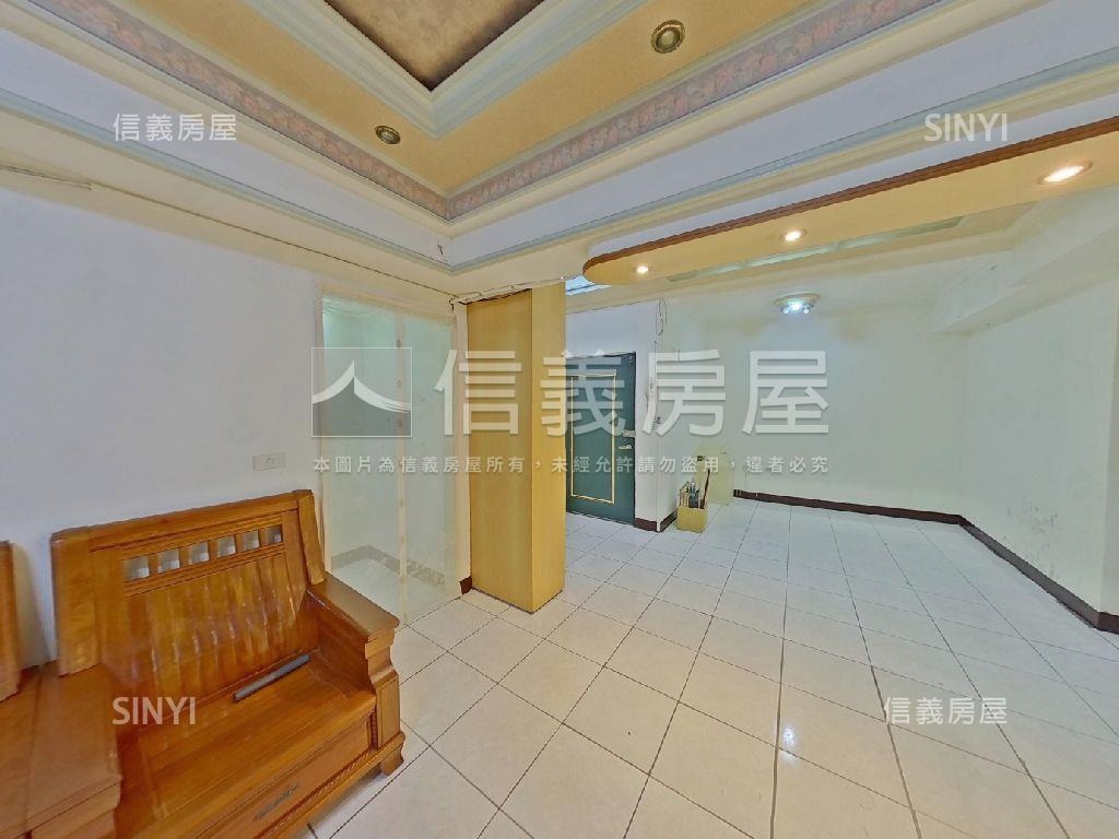 翡翠宮廷大三房房屋室內格局與周邊環境