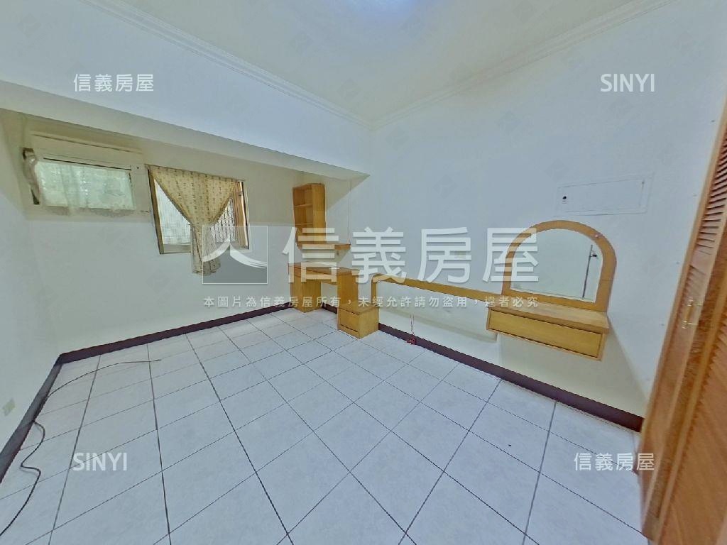 翡翠宮廷大三房房屋室內格局與周邊環境