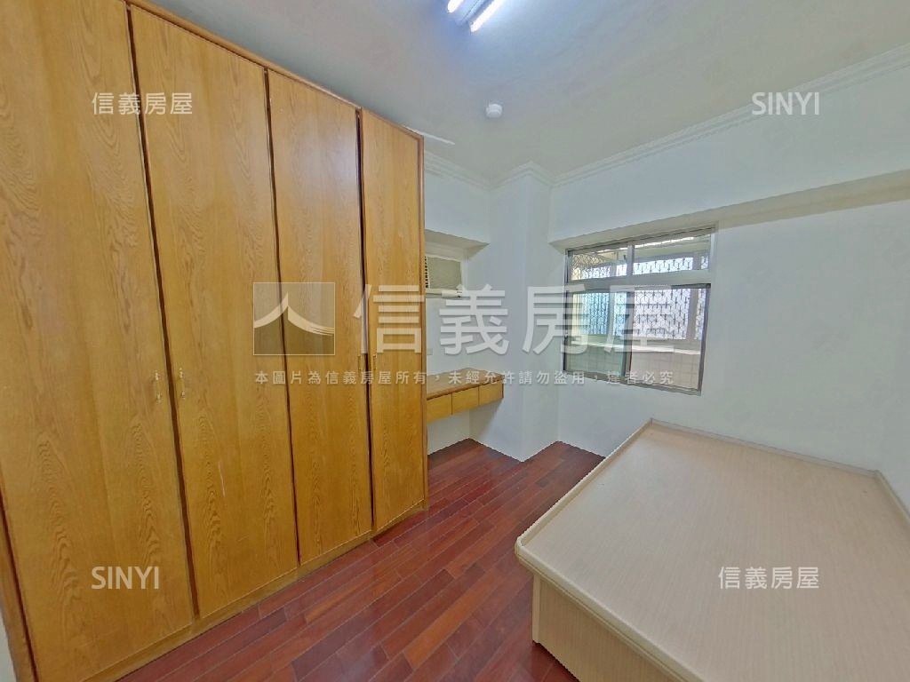 翡翠宮廷大三房房屋室內格局與周邊環境