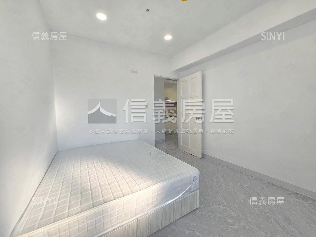 輕軌站前．翻新大三房車位房屋室內格局與周邊環境