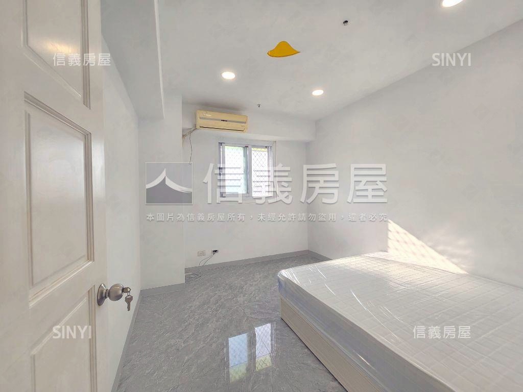 輕軌站前．翻新大三房車位房屋室內格局與周邊環境