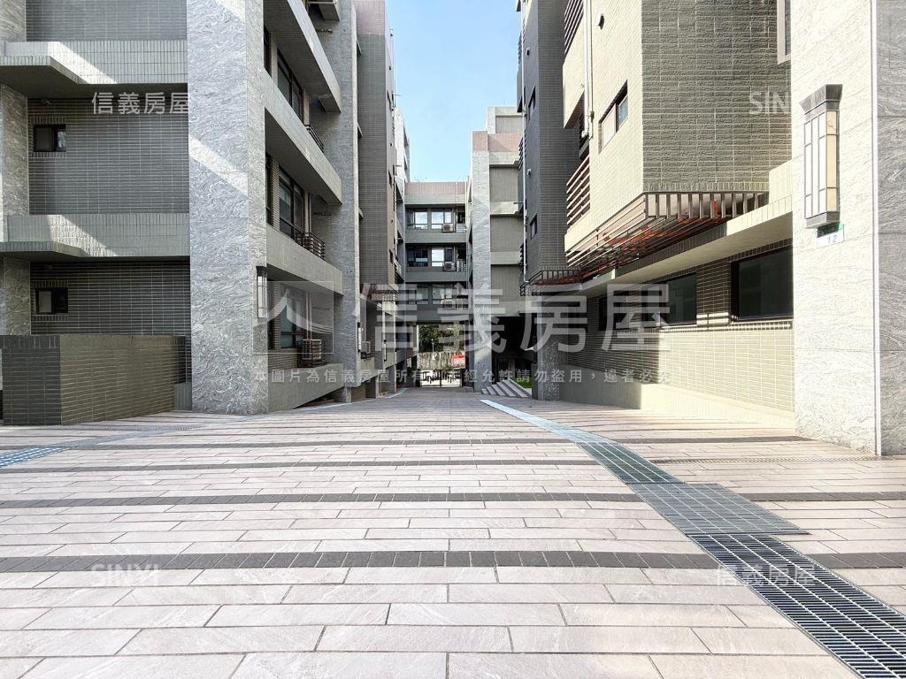 湖光水色近捷運電梯宅房屋室內格局與周邊環境