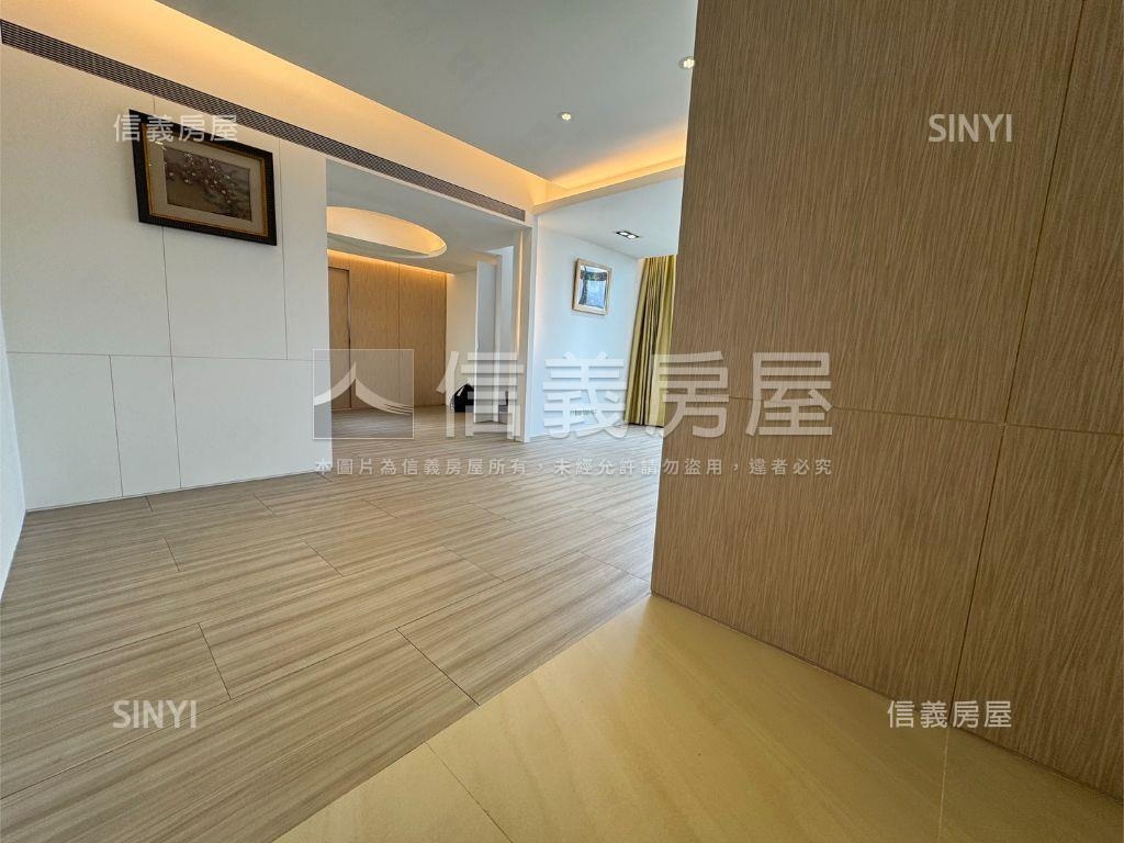 士林帝王景觀戶！三面採光房屋室內格局與周邊環境