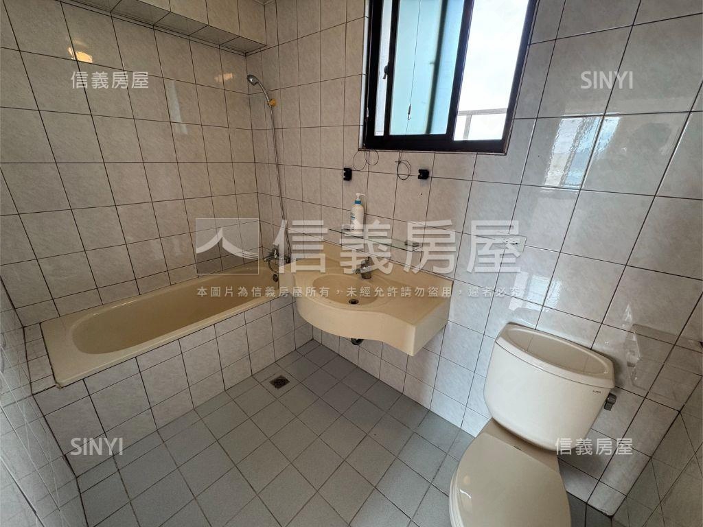 士林帝王景觀戶！三面採光房屋室內格局與周邊環境