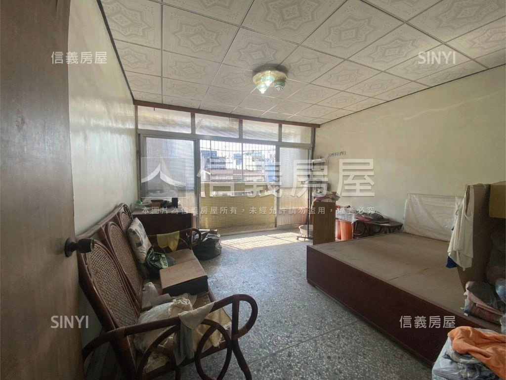 草屯民生路透天房屋室內格局與周邊環境