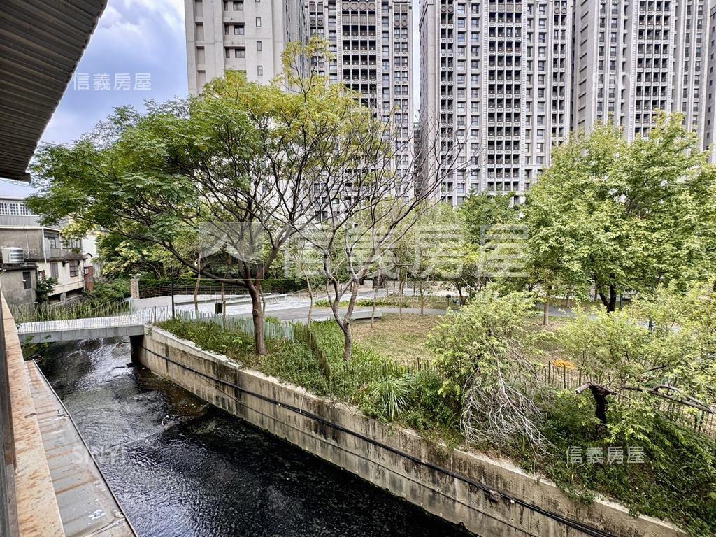 甫園看公園前後陽台三房寓房屋室內格局與周邊環境