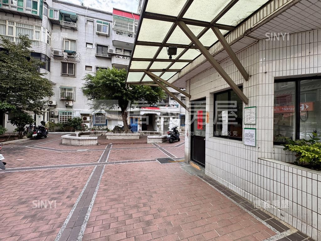 甫園看公園前後陽台三房寓房屋室內格局與周邊環境