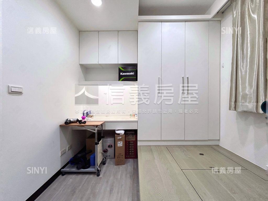 家一方晨光入築三房車位房屋室內格局與周邊環境