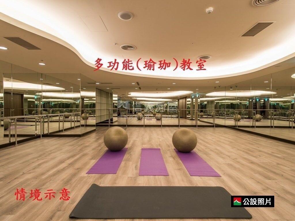 新巨蛋稀有大車位出售房屋室內格局與周邊環境