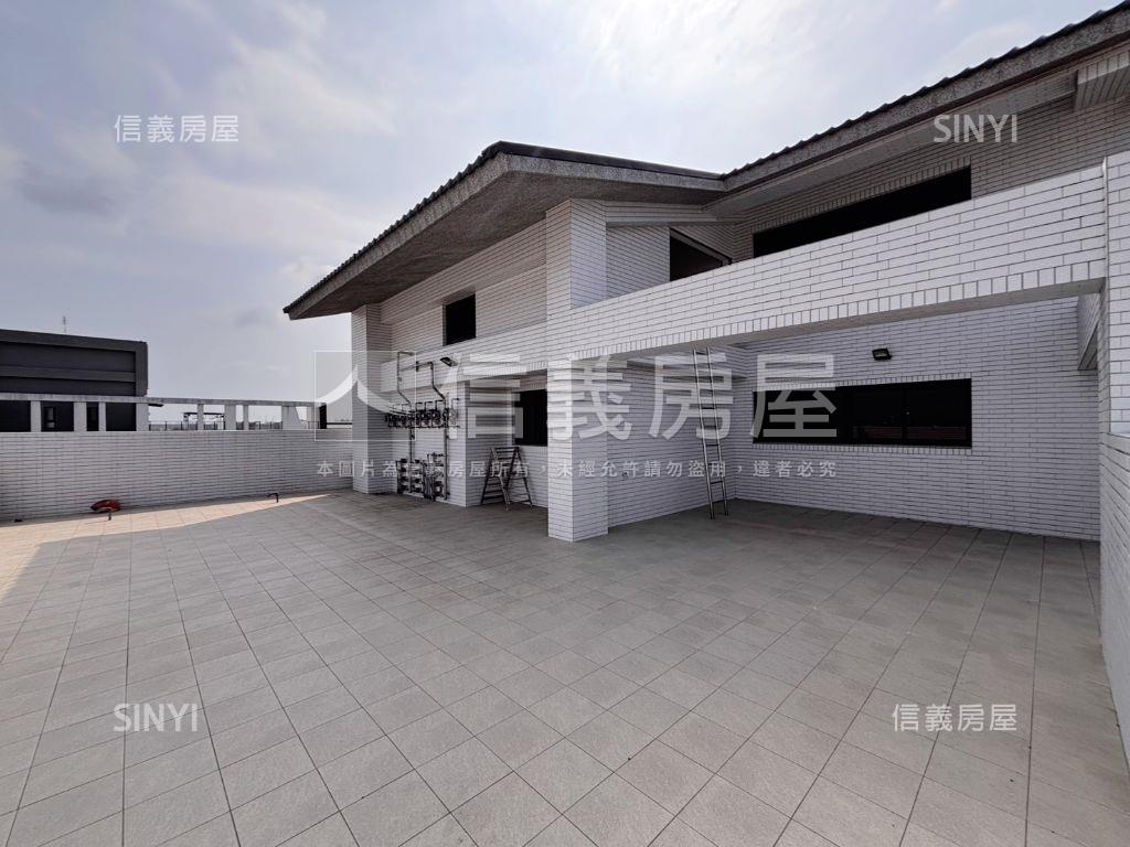 安南大空間全新四房平車房屋室內格局與周邊環境