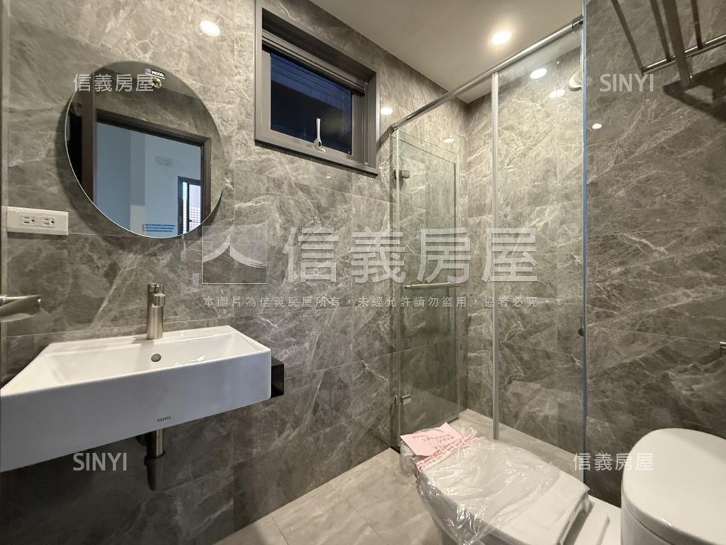 全新交屋！逢甲１０１兩房房屋室內格局與周邊環境