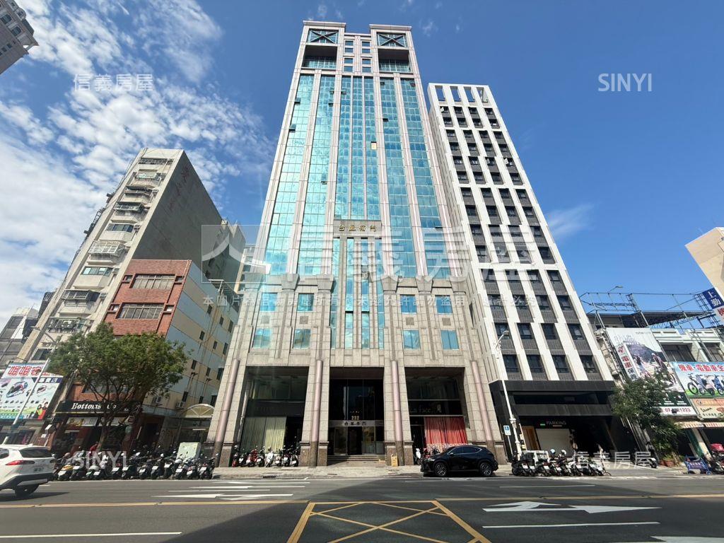 台鳳帝門採光商辦房屋室內格局與周邊環境