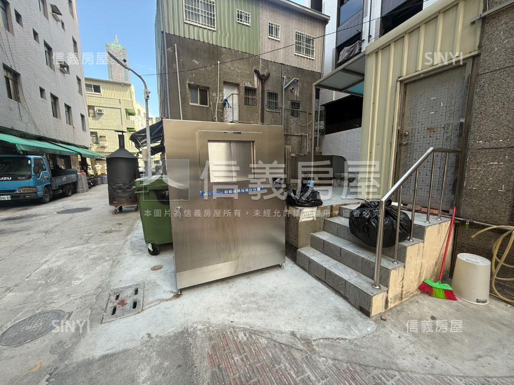 台鳳帝門採光商辦房屋室內格局與周邊環境