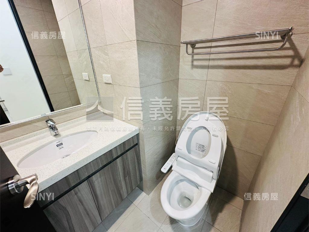 時代苑高樓層兩房房屋室內格局與周邊環境