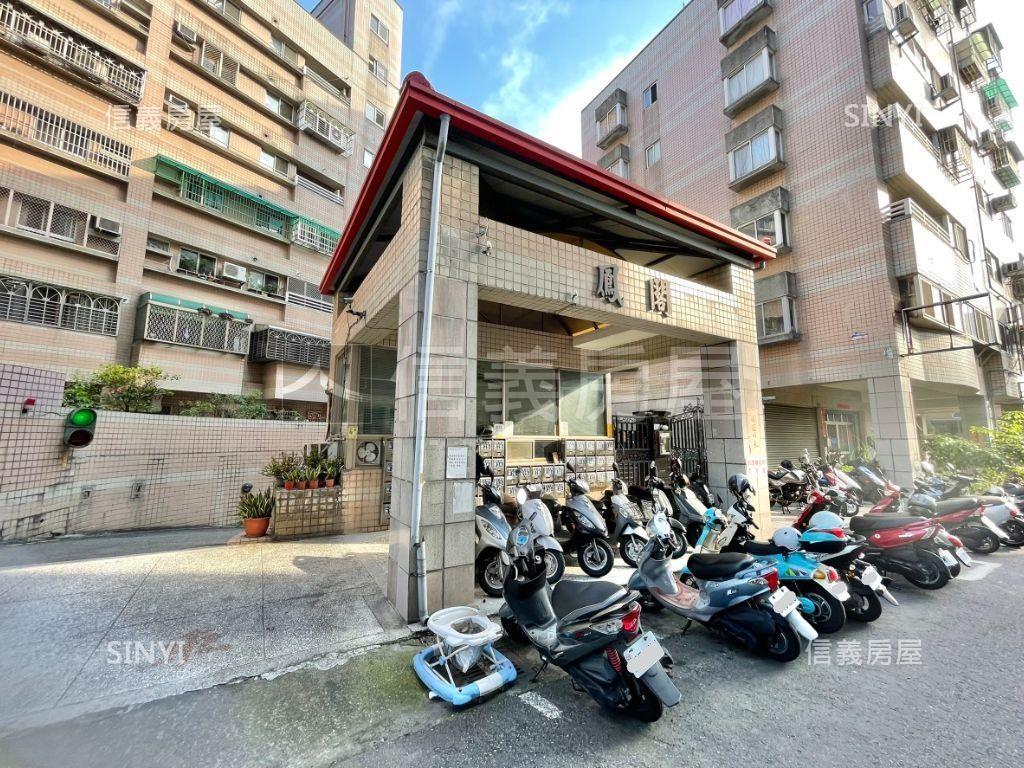 專任近軟體園區小資店面房屋室內格局與周邊環境