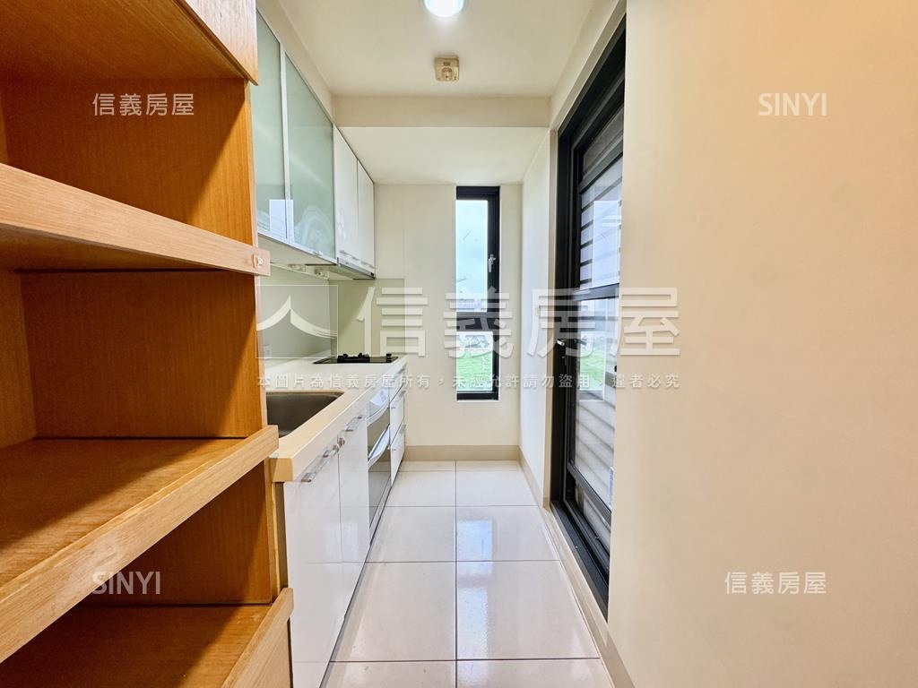 捷市旅兩房採光平移車位房屋室內格局與周邊環境