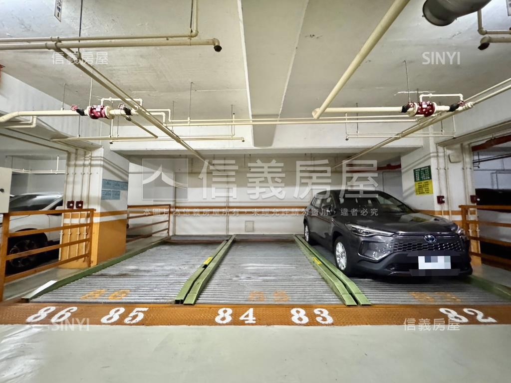 捷市旅兩房採光平移車位房屋室內格局與周邊環境