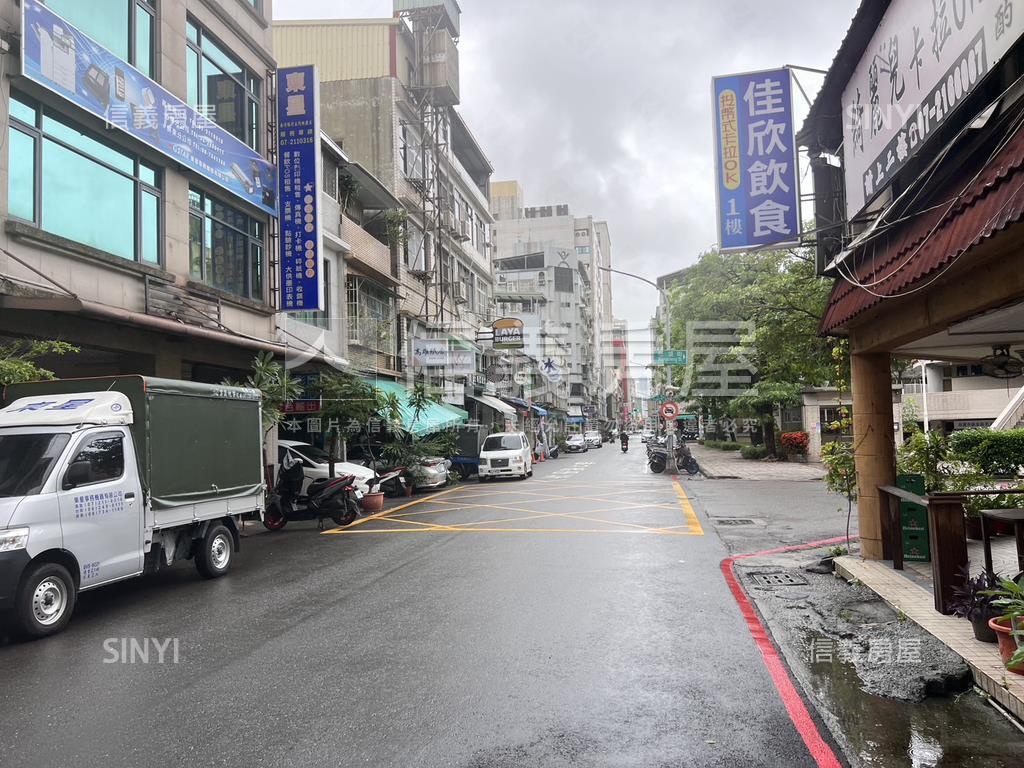 近前金捷運站稀有正街透天房屋室內格局與周邊環境