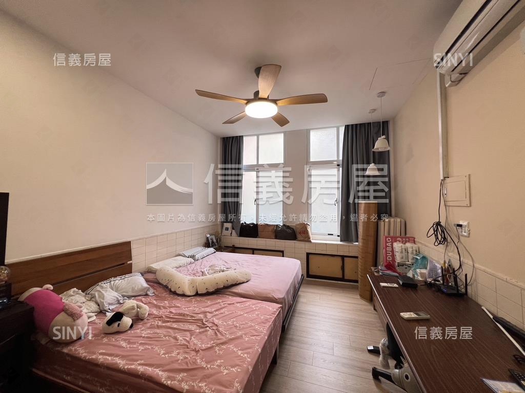 近前金捷運站稀有正街透天房屋室內格局與周邊環境