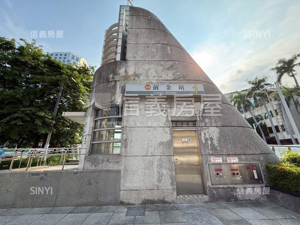 近前金捷運站稀有正街透天房屋室內格局與周邊環境