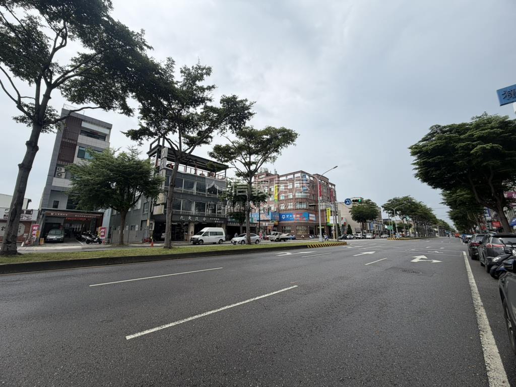 正國光路黃金店面房屋室內格局與周邊環境