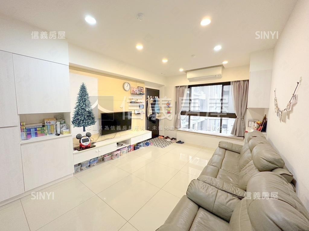 稀有高鐵臻觀｜四房雙車位房屋室內格局與周邊環境