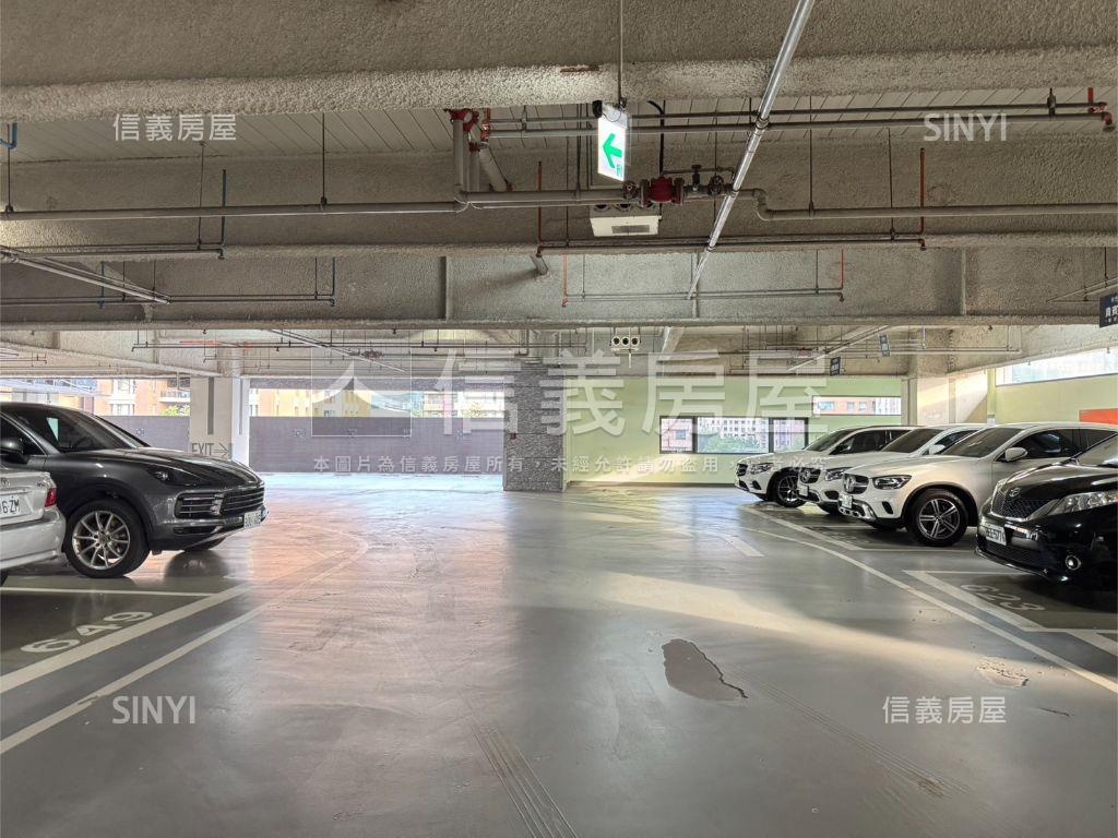 ＢＨＷ鼎盛商辦Ａ棟３戶房屋室內格局與周邊環境