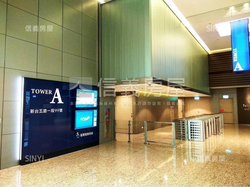 遠雄Ｕ－ＴＯＷＮ附車位房屋室內格局與周邊環境