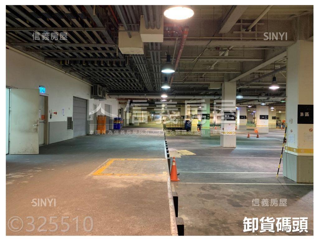 遠雄Ｕ－ＴＯＷＮ附車位房屋室內格局與周邊環境