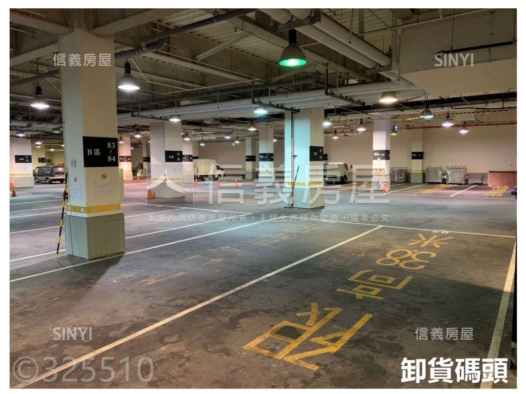 遠雄Ｕ－ＴＯＷＮ附車位房屋室內格局與周邊環境