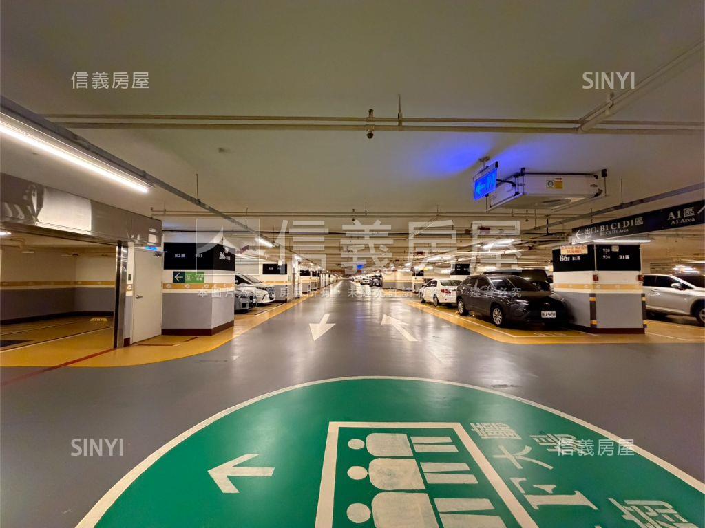 遠雄Ｕ－ＴＯＷＮ附車位房屋室內格局與周邊環境