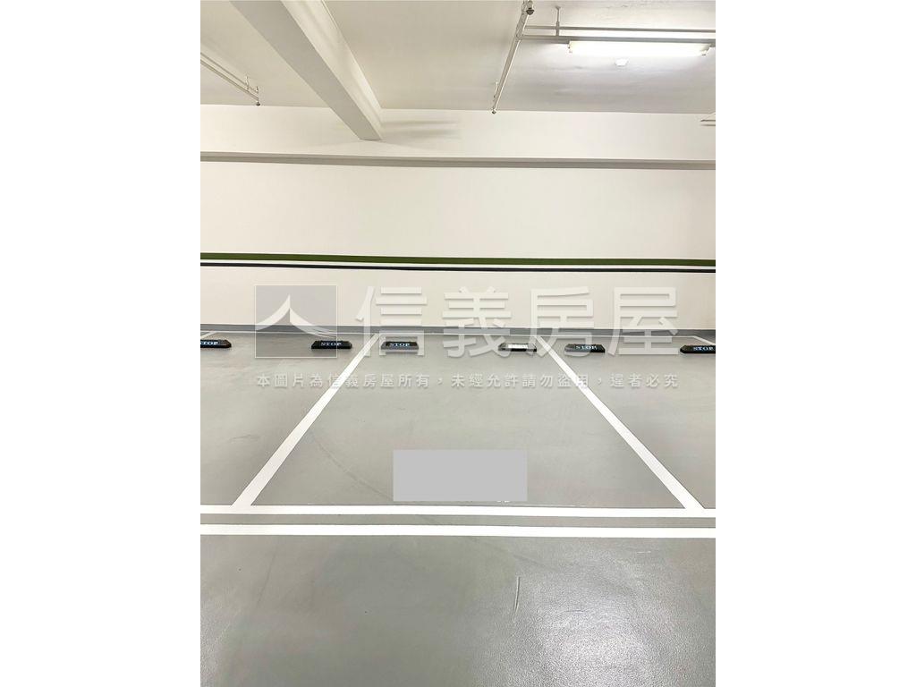 登陽林映道八米店面雙平車房屋室內格局與周邊環境