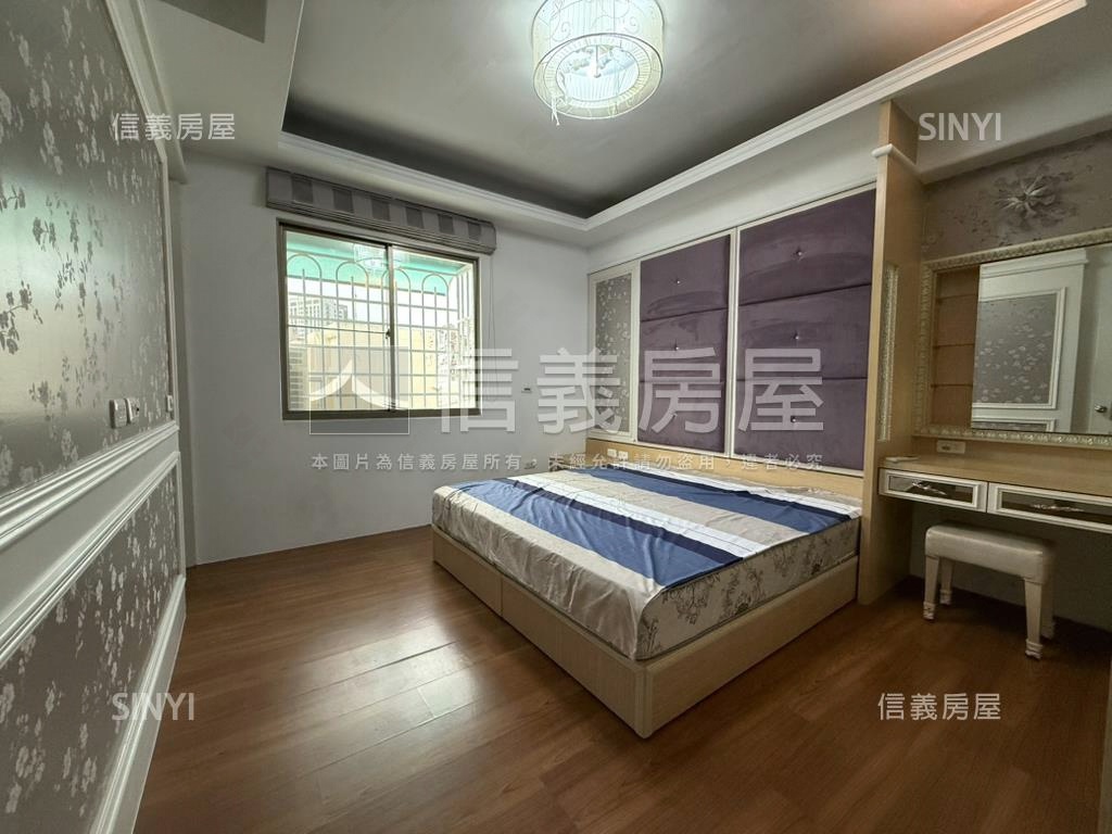 御龍花園唯美３＋１平車房屋室內格局與周邊環境